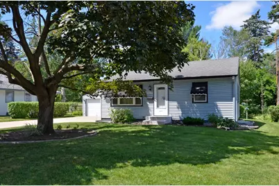 4639 Colorado Avenue N, Crystal, MN 55422 - Photo 5
