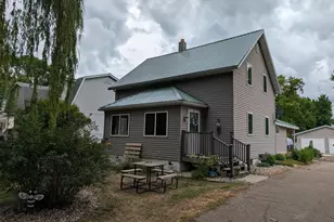 111 E Lyon St, Minneota, MN 56264 - Photo 25