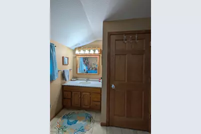 111 E Lyon Street, Minneota, MN 56264 - Photo 9