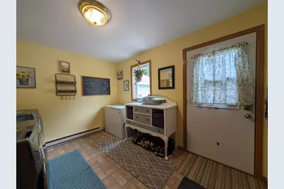 111 E Lyon Street, Minneota, MN 56264 - Photo 3