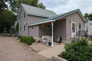 111 E Lyon St, Minneota, MN 56264 - Photo 23