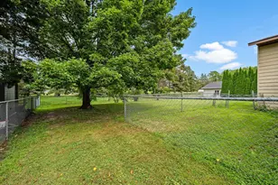 7408 W 100th St, Bloomington, MN 55438 - Photo 17