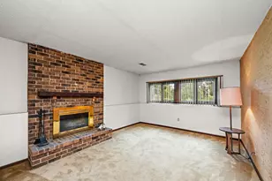 7408 W 100th St, Bloomington, MN 55438 - Photo 9