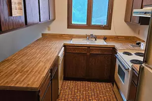 7408 W 100th St, Bloomington, MN 55438 - Photo 5