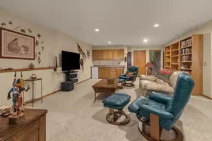8897 Compton Dr, Inver Grove Heights, MN 55076 - Photo 23