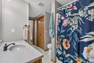 5795 Amy Ln, Maple Plain, MN 55359 - Photo 21