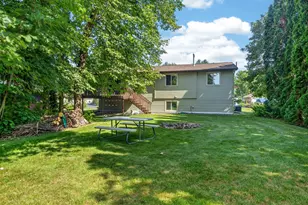5795 Amy Ln, Maple Plain, MN 55359 - Photo 7