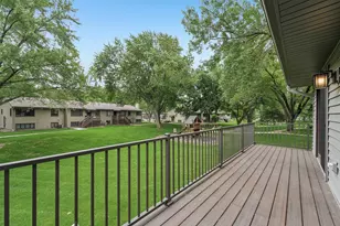 1386 Arden View Dr, Arden Hills, MN 55112 - Photo 39