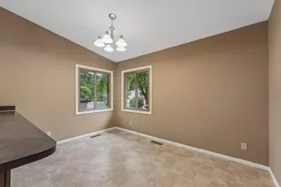 1386 Arden View Dr, Arden Hills, MN 55112 - Photo 15