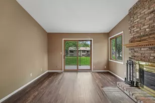 1386 Arden View Dr, Arden Hills, MN 55112 - Photo 9