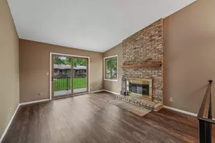 1386 Arden View Dr, Arden Hills, MN 55112 - Photo 7