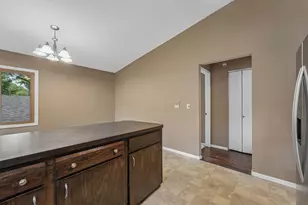 1386 Arden View Dr, Arden Hills, MN 55112 - Photo 13