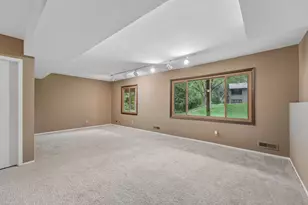 1386 Arden View Dr, Arden Hills, MN 55112 - Photo 27