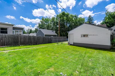 1036 Geranium Avenue E, Saint Paul, MN 55106 - Photo 17