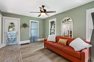 1036 Geranium Ave E, Saint Paul, MN 55106 - Photo 5