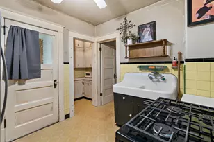 1036 Geranium Ave E, Saint Paul, MN 55106 - Photo 13