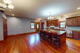 1426 Circle Dr, Albert Lea, MN 56007 - Photo 7