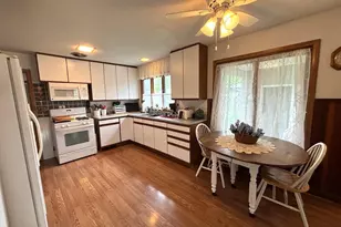907 Arnold Ave N, Thief River Falls, MN 56701 - Photo 11