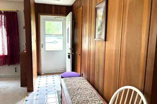 907 Arnold Ave N, Thief River Falls, MN 56701 - Photo 5