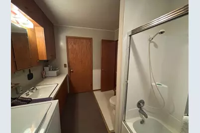 907 Arnold Avenue N, Thief River Falls, MN 56701 - Photo 21