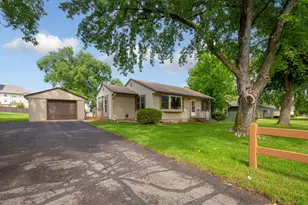 142 22nd Ave SW, Faribault, MN 55021 - Photo 27