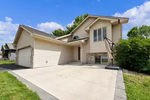 13160 13th Ave N, Zimmerman, MN 55398 - Photo 3