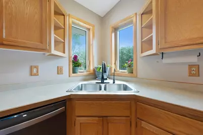 13160 13th Avenue N, Zimmerman, MN 55398 - Photo 11
