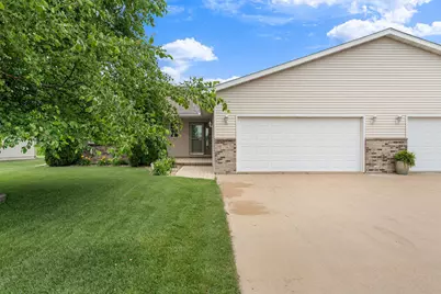 1706 22nd Avenue SW, Austin, MN 55912 - Photo 3