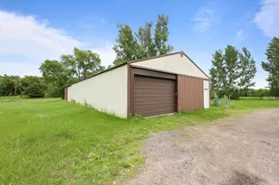 603 222nd St E, Saint Cloud, MN 56301 - Photo 5