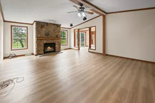 603 222nd St E, Saint Cloud, MN 56301 - Photo 9