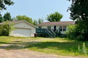 410 Union St, Grasston, MN 55030 - Photo 1