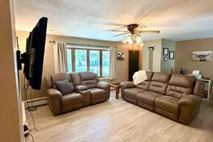457 Division St, Gaylord, MN 55334 - Photo 5
