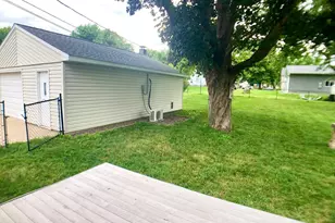 457 Division St, Gaylord, MN 55334 - Photo 33