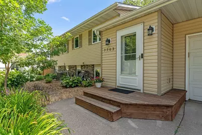 7703 Ivystone Avenue S, Cottage Grove, MN 55016 - Photo 1