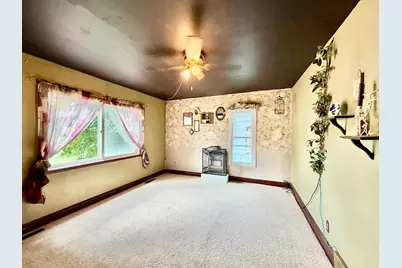 305 Garfield Street S, Lake Benton, MN 56149 - Photo 13