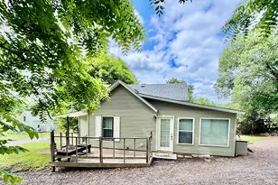 305 Garfield St S, Lake Benton, MN 56149 - Photo 3