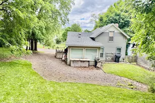 305 Garfield St S, Lake Benton, MN 56149 - Photo 5