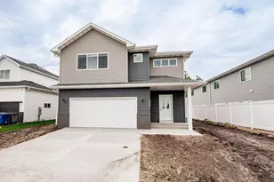 2626 36th Ave S, Moorhead, MN 56560 - Photo 1