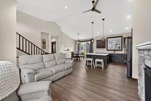 411 Westwood Dr, River Falls, WI 54022 - Photo 9