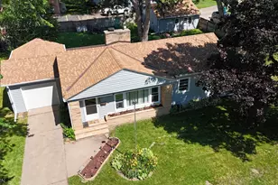 220 Cypress St S, Cambridge, MN 55008 - Photo 3