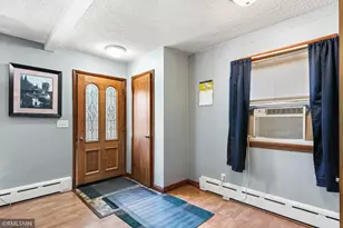 220 Cypress St S, Cambridge, MN 55008 - Photo 3