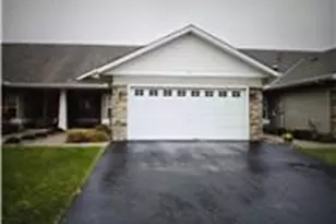 7445 Timber Crest Dr S, Cottage Grove, MN 55016 - Photo 3