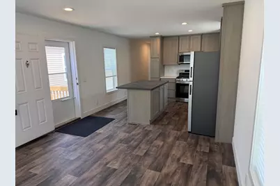 1611 6th Avenue E #A4, Alexandria, MN 56308 - Photo 5