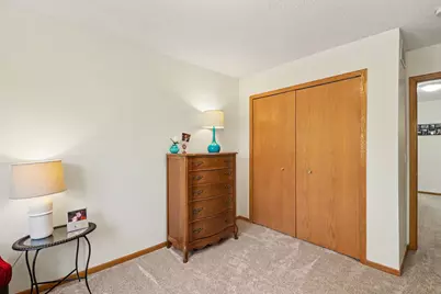 8443 Cortland Road, Eden Prairie, MN 55344 - Photo 21