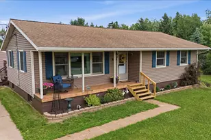 215 E 45th St, Hibbing, MN 55746 - Photo 39