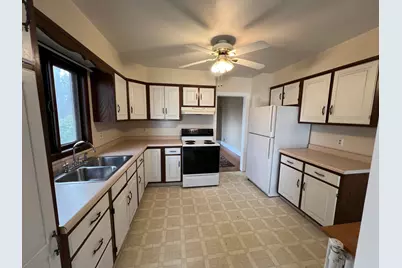 2630 3rd Avenue E, Hibbing, MN 55746 - Photo 9