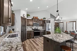 26412 25th St W, Zimmerman, MN 55398 - Photo 7
