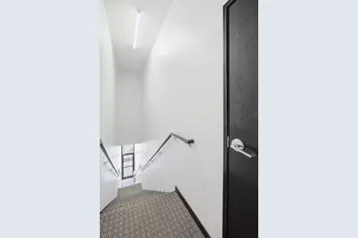 627 Northern Pacific Avenue N #208, Fargo, ND 58102 - Photo 5