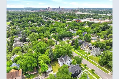 1070 Bradley Street, Saint Paul, MN 55130 - Photo 5