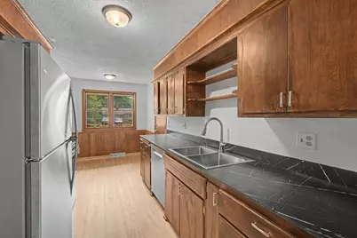 3701 Adair Avenue N, Crystal, MN 55422 - Photo 5